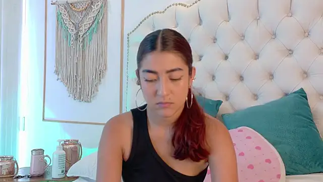 دردشة Sara_funy الجنسية المباشرة