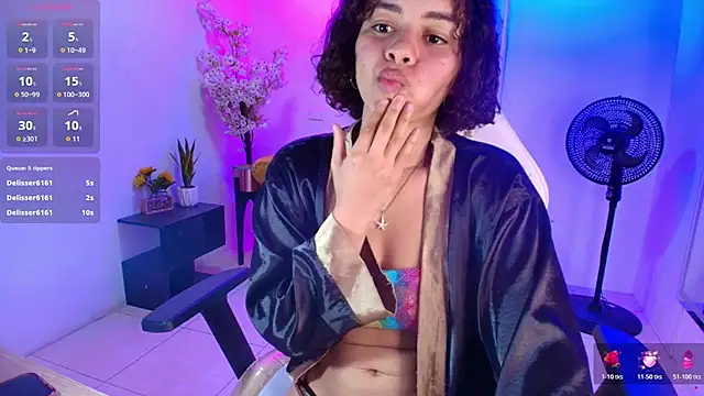 Chat +18 de Baby_curly ao vivo