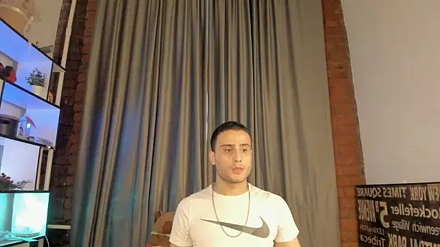 Chat XXX ao vivo de OpalMischief