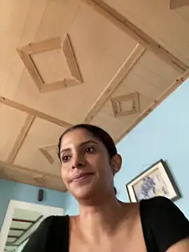 karlatiburcio's Webcam Show