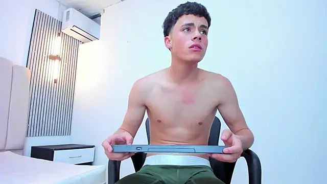 Chatroom XXX en direct de Stiven_Cooper2