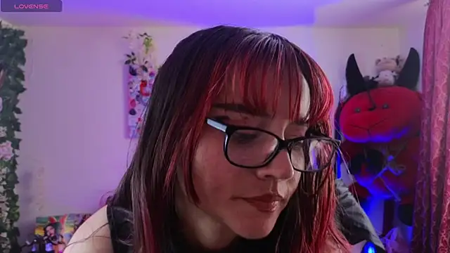 Mia_Haruno Chat XXX in diretta