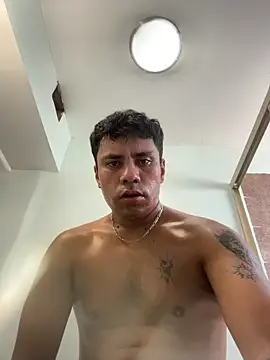 XXX chat uživo modela HectorSHot
