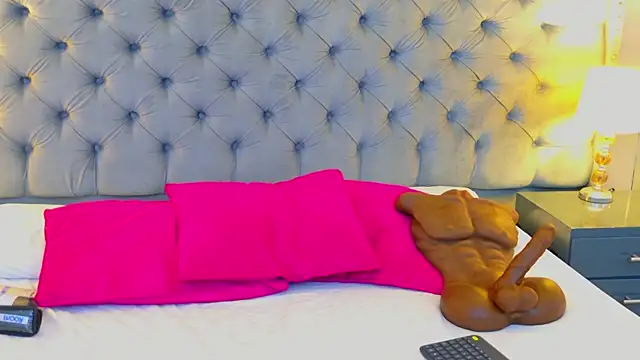 SamantaG Live XXX-Chat