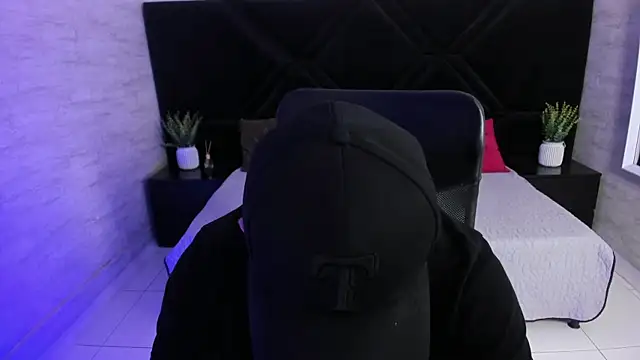 jhon_bear03's Live XXX Chat