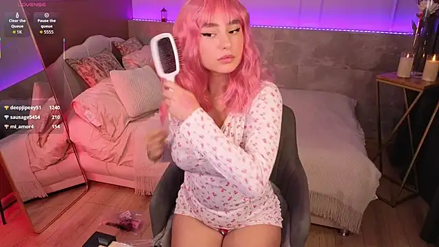 MilanaSugar Adlı Modelin Canlı XXX Sohbeti