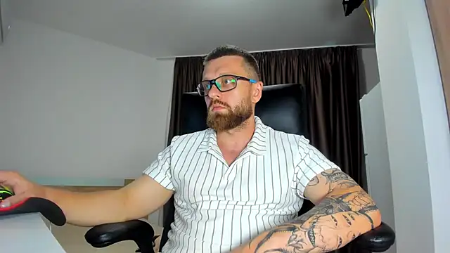 Findom_guyn Live XXX chat