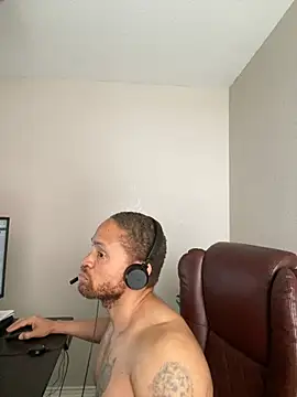 Fathero1time Live XXX-Chat
