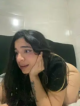 mysteriousgirl20 Adlı Modelin Canlı XXX Sohbeti