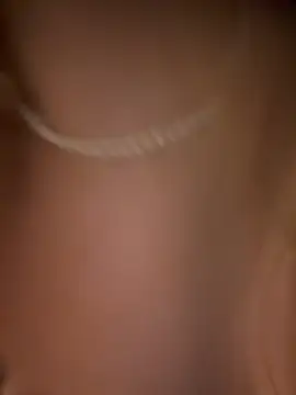 blonde_exe live XXX chat