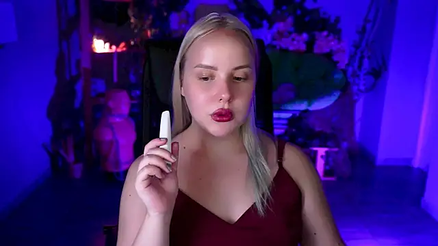 Chat +18 de stellawatts ao vivo