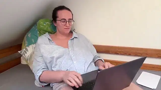 SofiaTease live XXX chat