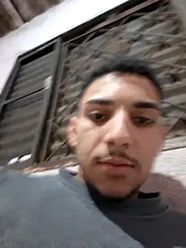 Chat +18 de andre_oliver2 ao vivo