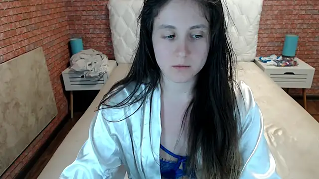 Holliy_Cooper XXX чат на живо