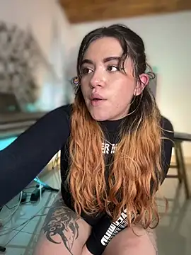 NikkiNix Live XXX Chat
