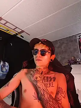 AcidMilo 即時 XXX 聊天