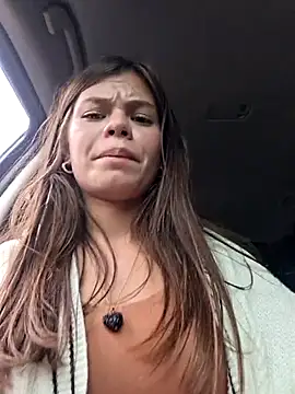 _Isabella-7 – Naživo XXX chat