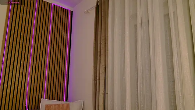 AlissaMarks' Live XXX Chat