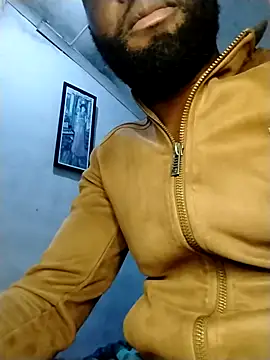 Stallion100's Live XXX Chat
