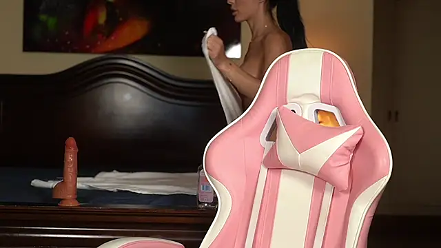 Katyerave live XXX chat