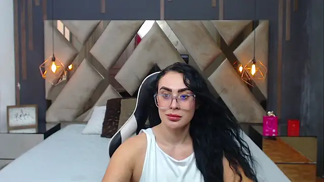 MartinaaFit's Live XXX Chat