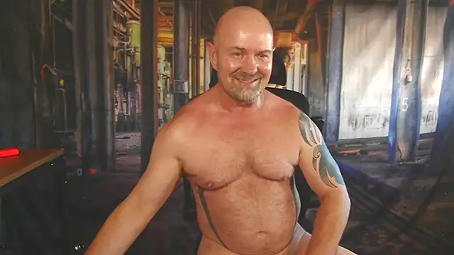 ManlyPrisonGuy Live XXX-chat
