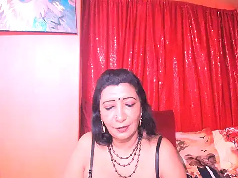 indiansarika65 现场XXX聊天