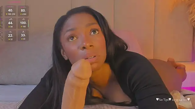 aprilebony_ Live XXX Chat
