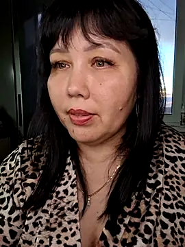 XXX chat uživo modela Love__beby