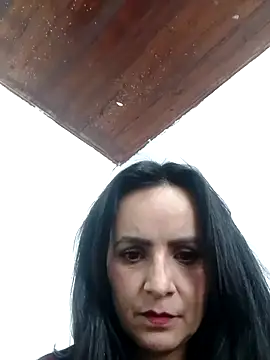 Julianna____ élő XXX-chatje