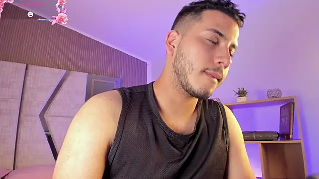 Axel_grey_ élő XXX-chatje
