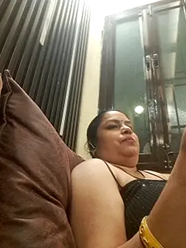 XXX chat uživo modela SHANVII