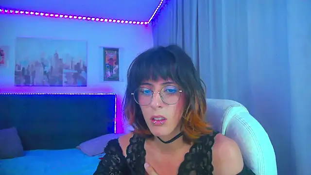 goth_minerva's Webcam Show