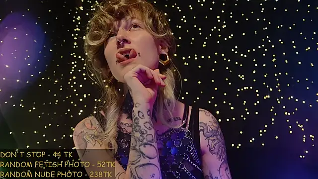 Chatroom XXX en direct de Littlespacemouse