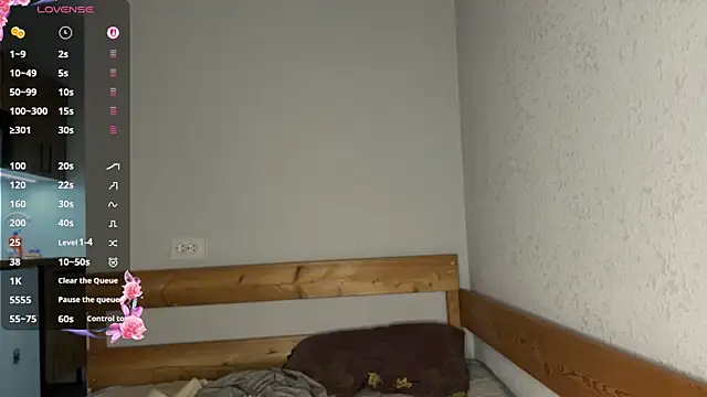 EmmaLovelyBB Adlı Modelin Canlı XXX Sohbeti