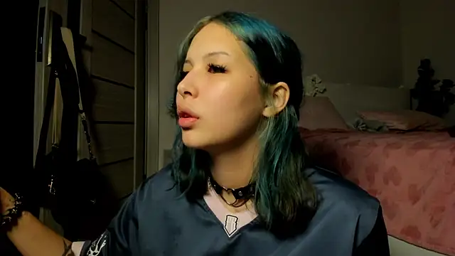 missinfull's Live XXX Chat