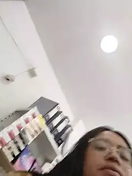 Mia_Risky-1's Live XXX Chat