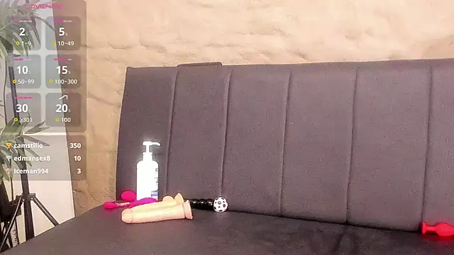 Nia_lobo Chat XXX in diretta