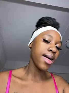 Sirah1's Live XXX Chat
