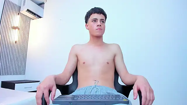 Webkamerová show Stiven_Cooper2