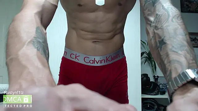 Chat XXX ao vivo de Rustynf1tz_