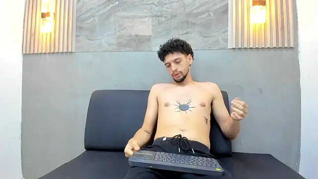 LUCA_GREEND Webcamshow