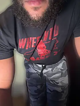HungStr8Lightskin live XXX chat