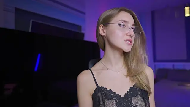 XXX chat uživo modela CassiaBlade1