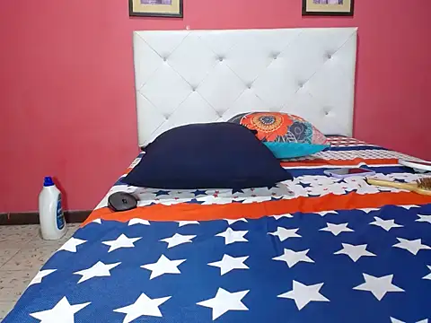 Chat XXX ao vivo de Sharon4ux