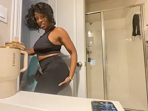 wynterheat Adlı Modelin Canlı XXX Sohbeti