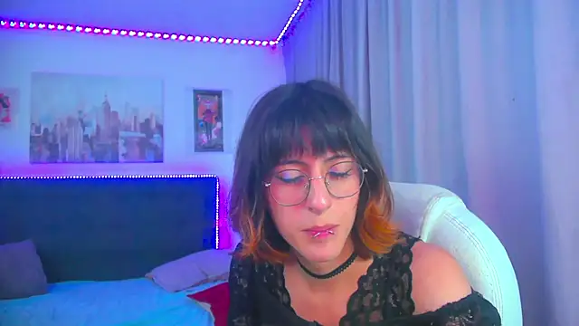 goth_minerva – Naživo XXX chat