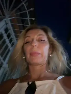 VikaBunny1's Live XXX Chat