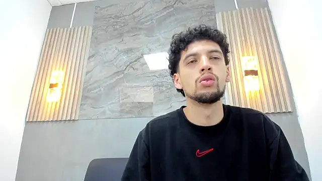 Chat +18 de LUCA_GREEND ao vivo
