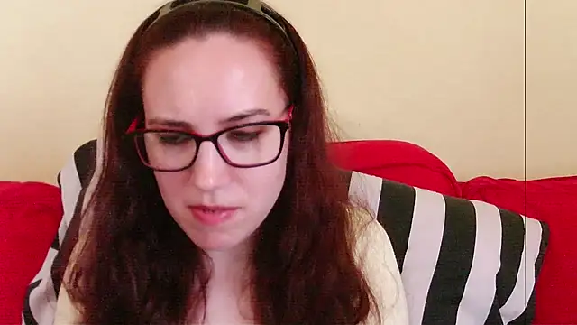 EmilyHotAngel's Live XXX Chat